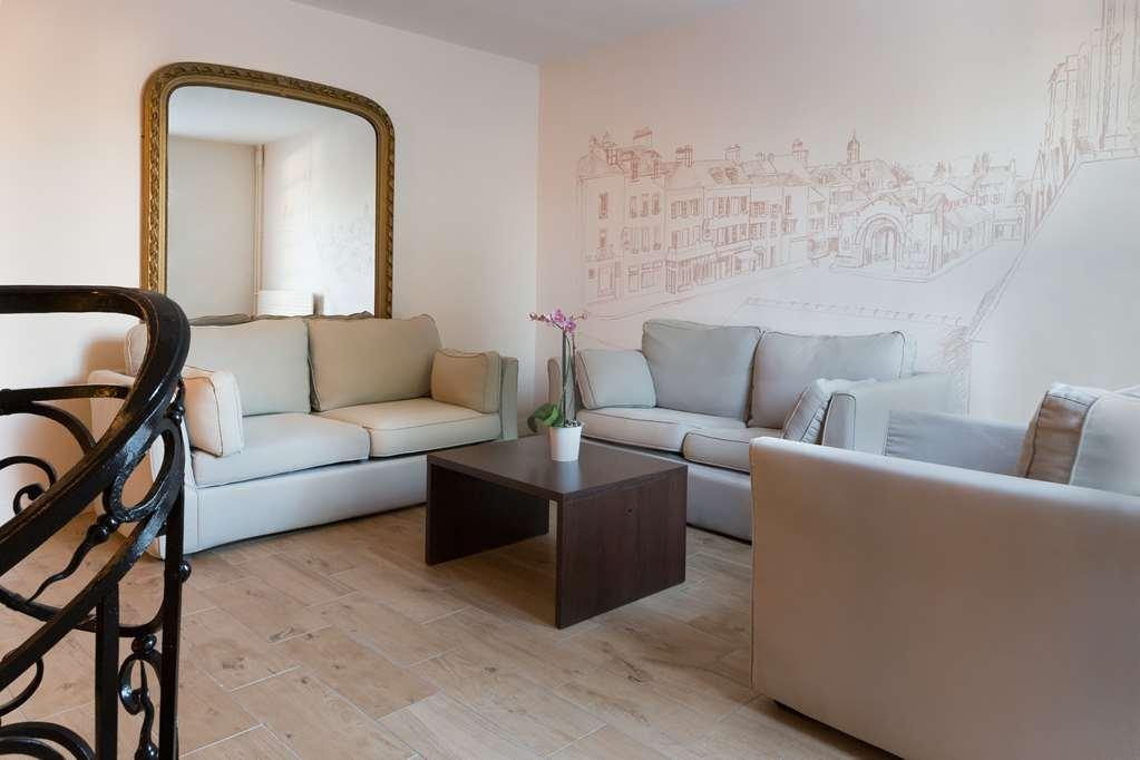 Best Western Blanche De Castille Dourdan Interior photo