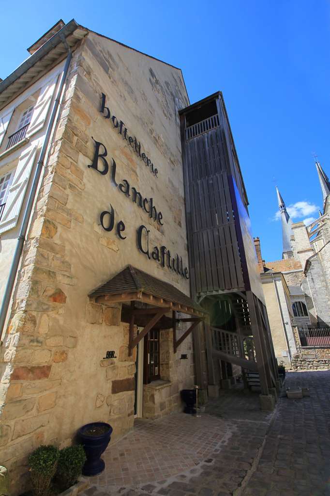 Best Western Blanche De Castille Dourdan Exterior photo