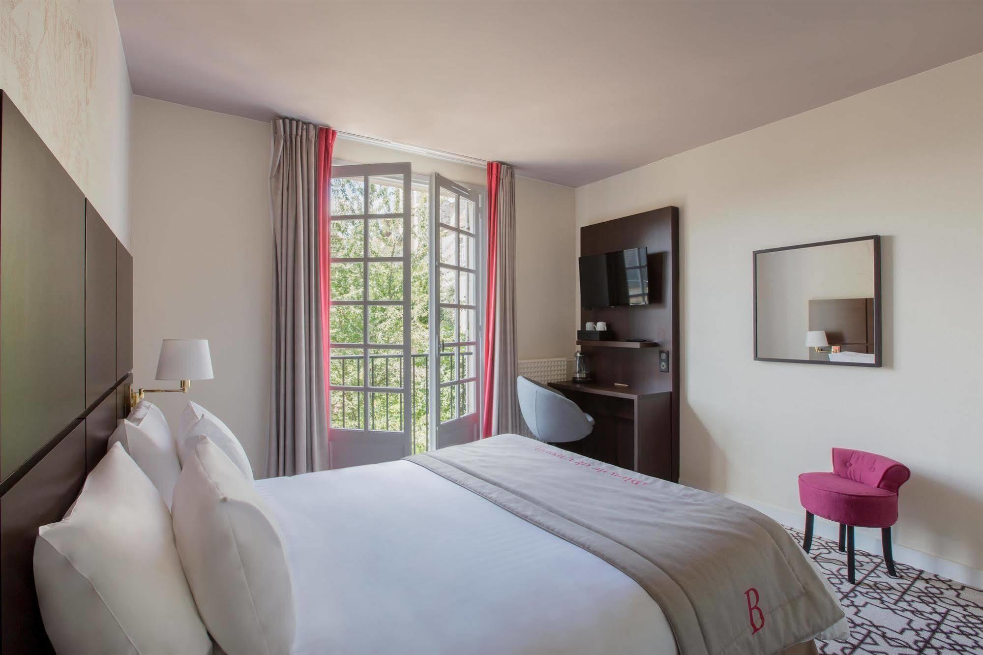 Best Western Blanche De Castille Dourdan Exterior photo
