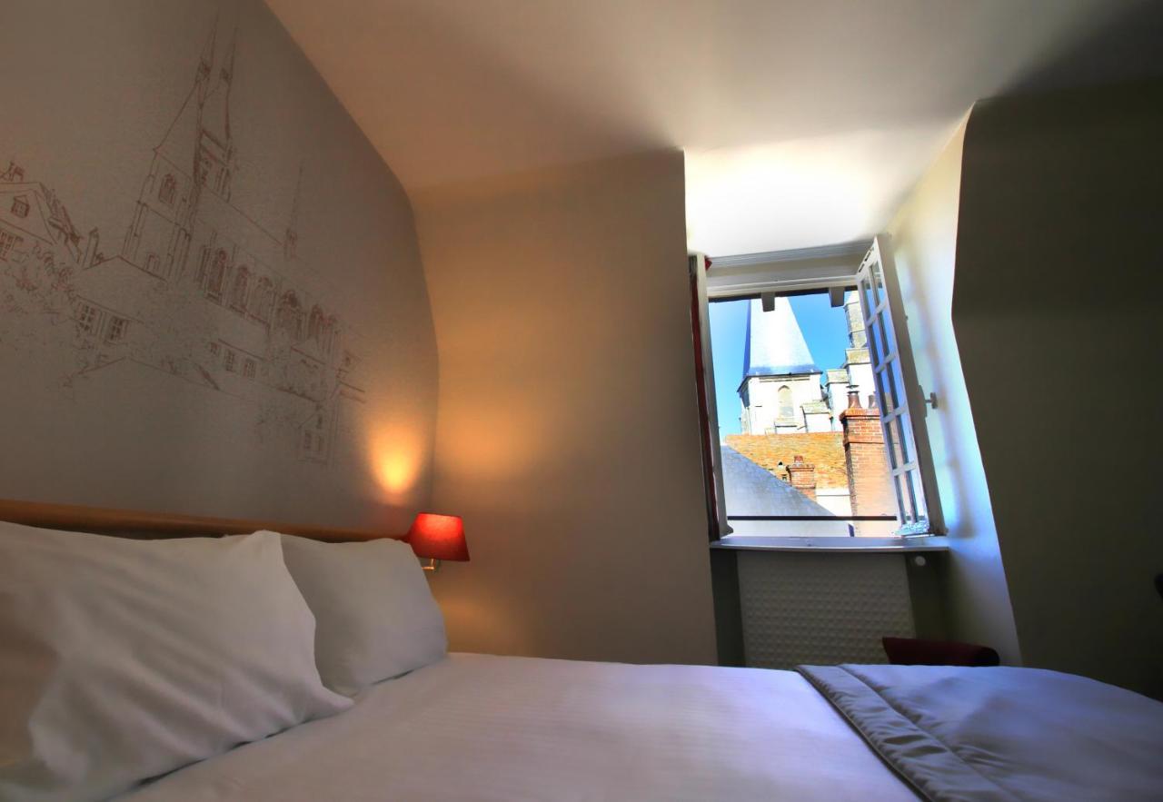 Best Western Blanche De Castille Dourdan Exterior photo